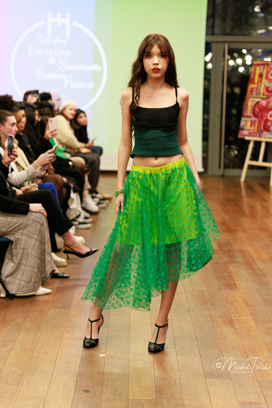 APPLE GREEN LACE SKIRT